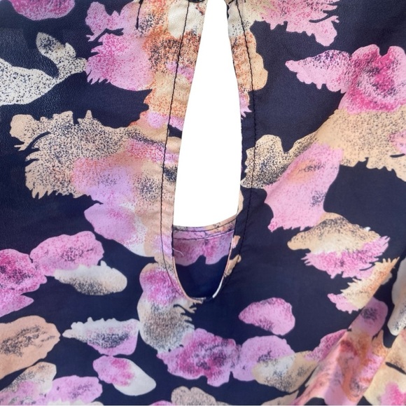 For Love & Lemons Pink and Black Floral Women's Blouse I Size:XS - Picture 6 of 6